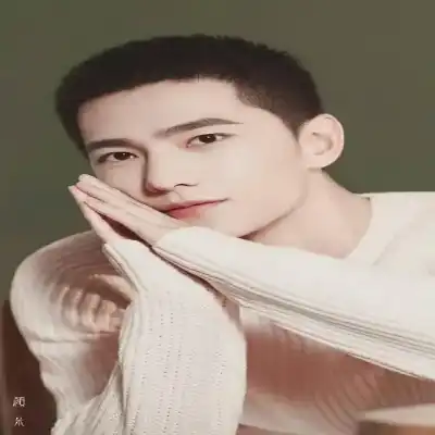董麟星